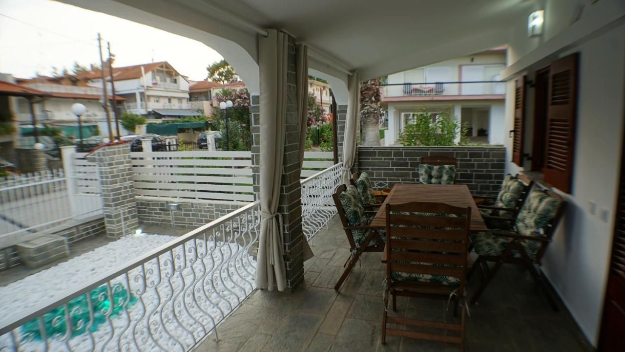 Villa Konstadine Asproválta Eksteriør bilde